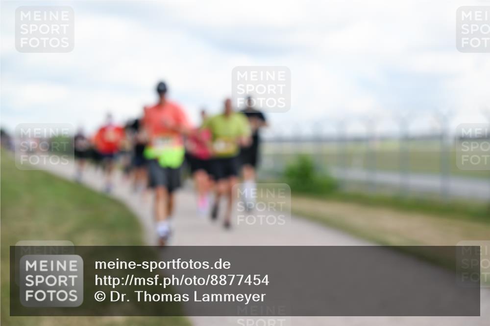 14.09.2025 - Airport Race Dr. Thomas Lammeyer http://msf.ph/oto/8877454 14.09.2025 12:23:22 Laufen  meine-sportfotos.de