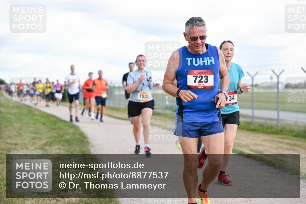 14.09.2025 - Airport Race Dr. Thomas Lammeyer http://msf.ph/oto/8877537 14.09.2025 12:23:43 Laufen 1532, 723, 34 meine-sportfotos.de