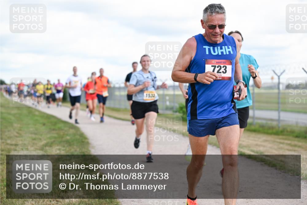 14.09.2025 - Airport Race Dr. Thomas Lammeyer http://msf.ph/oto/8877538 14.09.2025 12:23:43 Laufen 1532, 723 meine-sportfotos.de