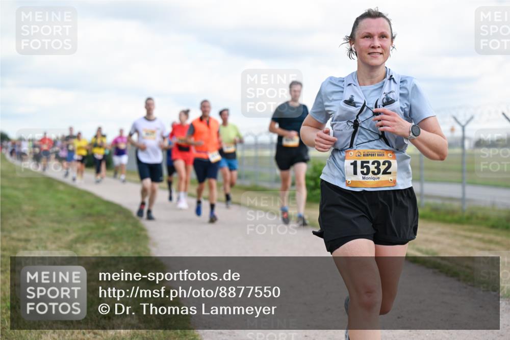 14.09.2025 - Airport Race Dr. Thomas Lammeyer http://msf.ph/oto/8877550 14.09.2025 12:23:45 Laufen 1532 meine-sportfotos.de