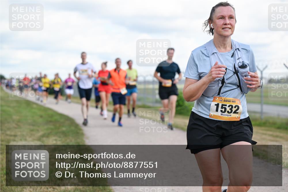 14.09.2025 - Airport Race Dr. Thomas Lammeyer http://msf.ph/oto/8877551 14.09.2025 12:23:45 Laufen 1532 meine-sportfotos.de