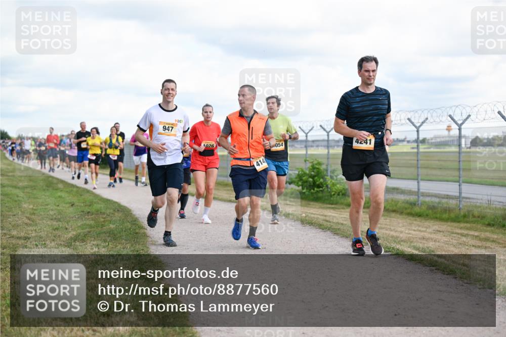 14.09.2025 - Airport Race Dr. Thomas Lammeyer http://msf.ph/oto/8877560 14.09.2025 12:23:46 Laufen 947, 1026, 414, 054, 4241 meine-sportfotos.de