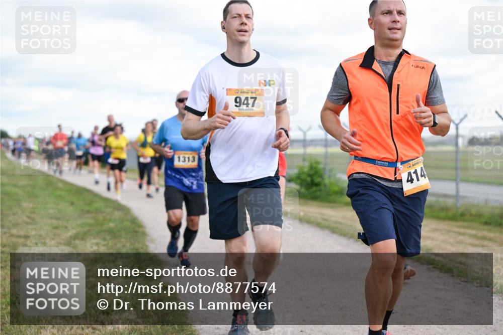 14.09.2025 - Airport Race Dr. Thomas Lammeyer http://msf.ph/oto/8877574 14.09.2025 12:23:49 Laufen 1313, 947, 414 meine-sportfotos.de