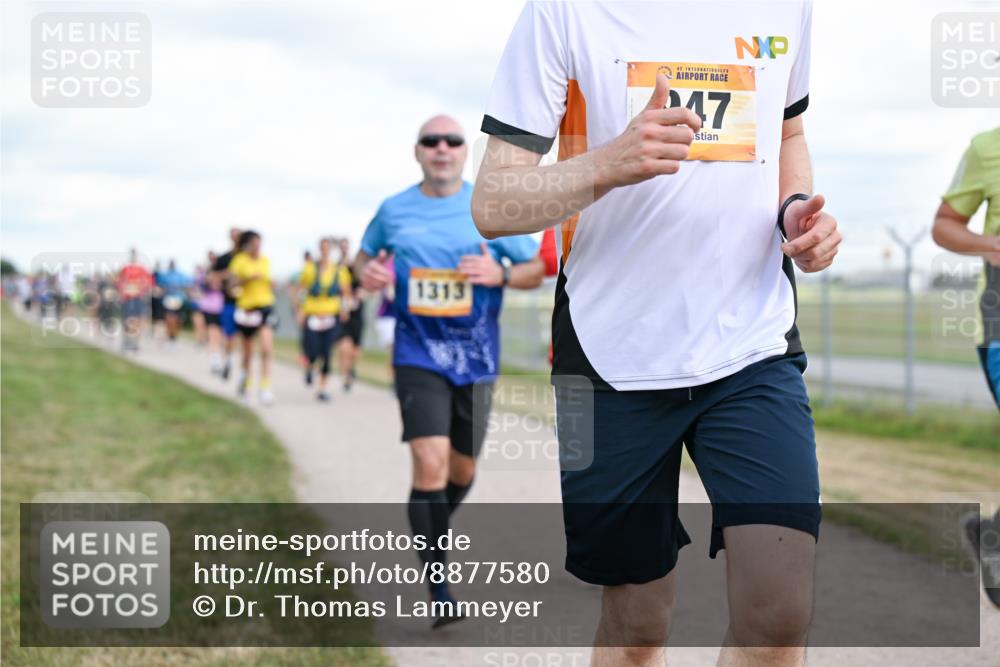 14.09.2025 - Airport Race Dr. Thomas Lammeyer http://msf.ph/oto/8877580 14.09.2025 12:23:49 Laufen 1313, 42, 47 meine-sportfotos.de