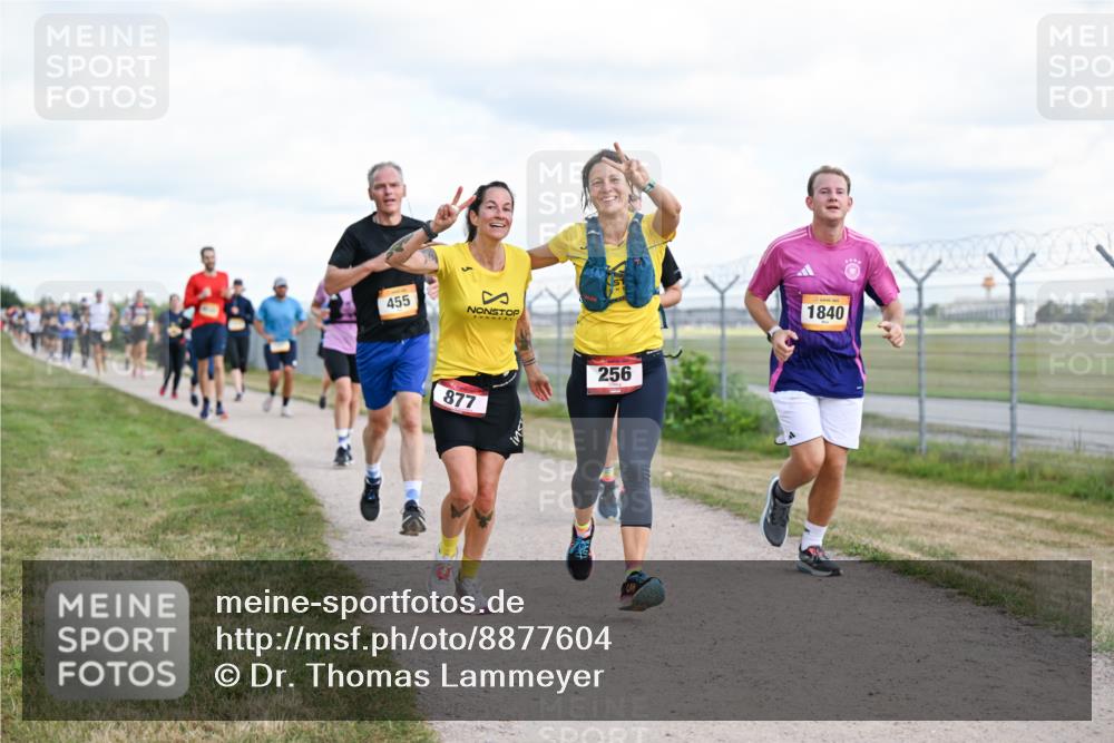 14.09.2025 - Airport Race Dr. Thomas Lammeyer http://msf.ph/oto/8877604 14.09.2025 12:23:53 Laufen 455, 877, 256, 1840 meine-sportfotos.de