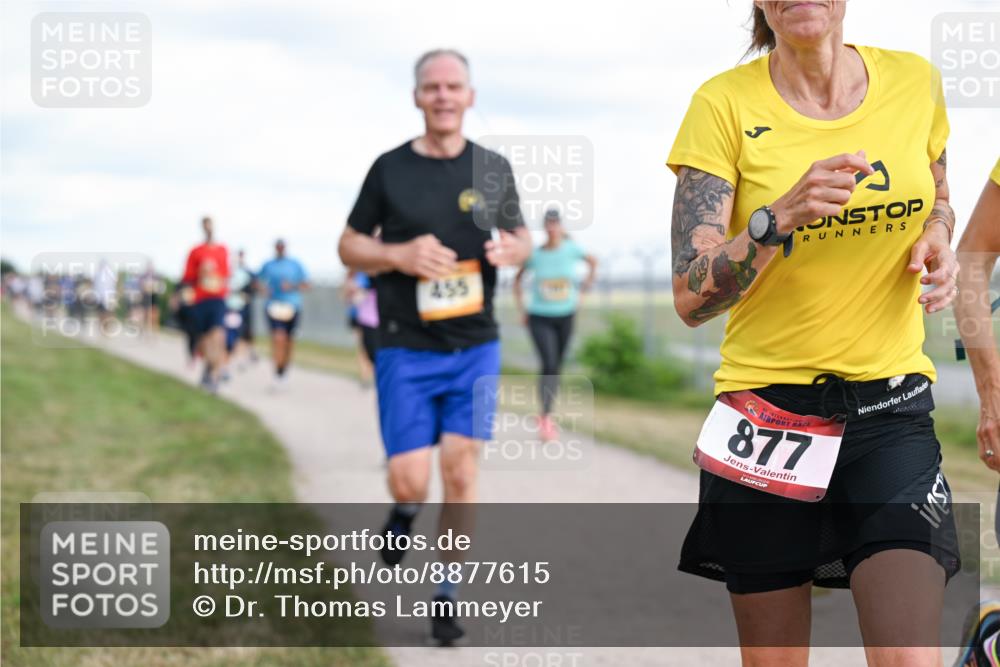 14.09.2025 - Airport Race Dr. Thomas Lammeyer http://msf.ph/oto/8877615 14.09.2025 12:23:55 Laufen 455, 877 meine-sportfotos.de