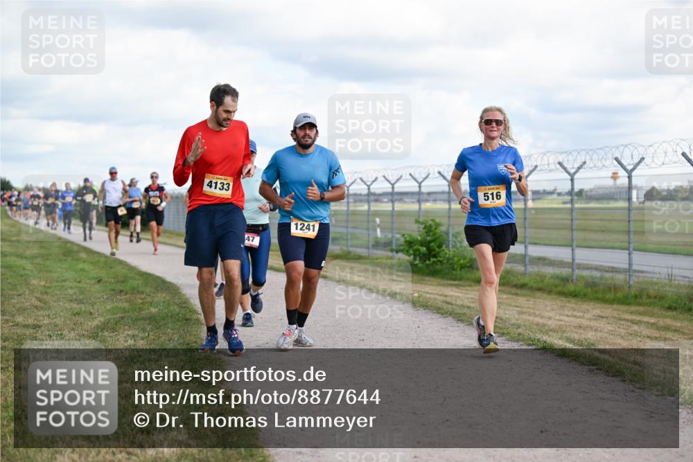 14.09.2025 - Airport Race Dr. Thomas Lammeyer http://msf.ph/oto/8877644 14.09.2025 12:23:59 Laufen 4133, 47, 1241, 516 meine-sportfotos.de