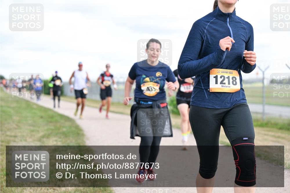 14.09.2025 - Airport Race Dr. Thomas Lammeyer http://msf.ph/oto/8877673 14.09.2025 12:24:03 Laufen 435, 1218 meine-sportfotos.de