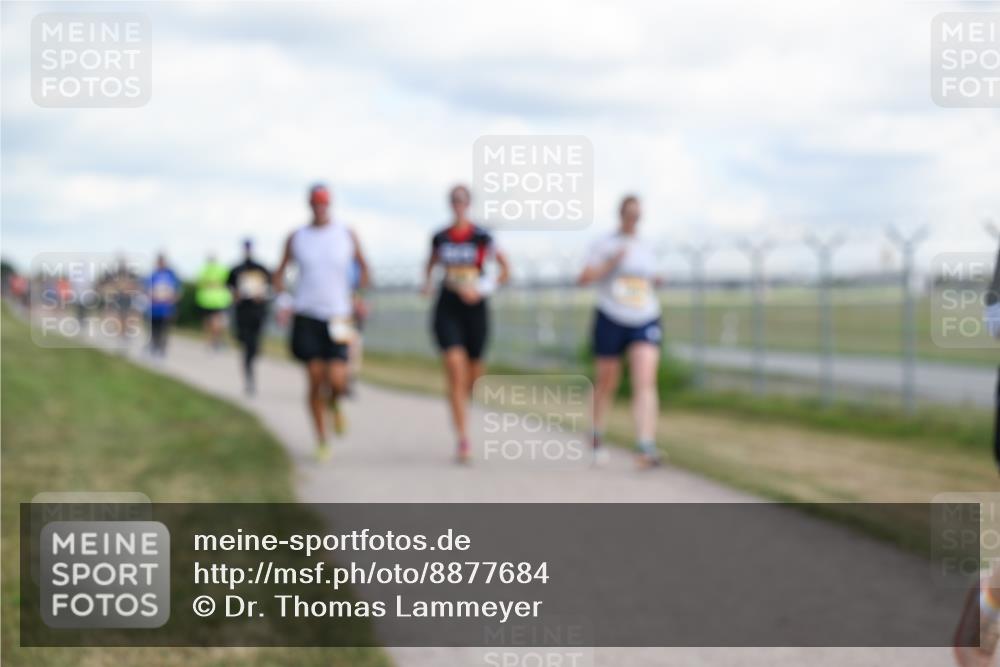 14.09.2025 - Airport Race Dr. Thomas Lammeyer http://msf.ph/oto/8877684 14.09.2025 12:24:05 Laufen  meine-sportfotos.de