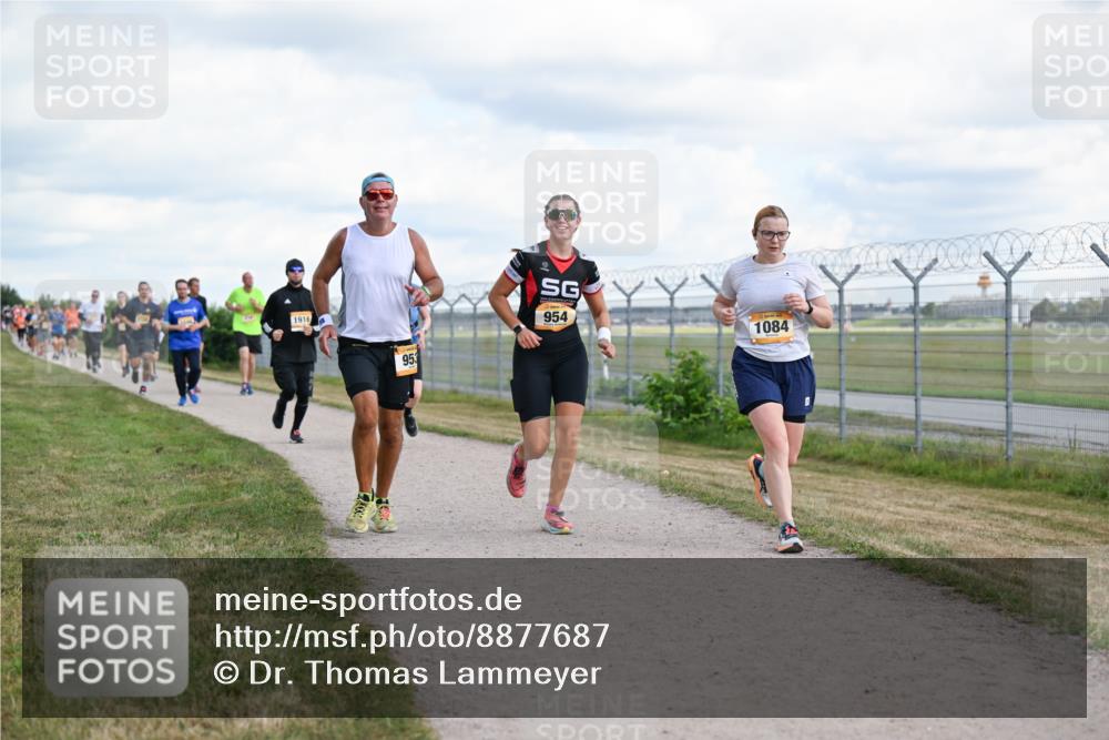 14.09.2025 - Airport Race Dr. Thomas Lammeyer http://msf.ph/oto/8877687 14.09.2025 12:24:06 Laufen 1916, 953, 954, 1084 meine-sportfotos.de