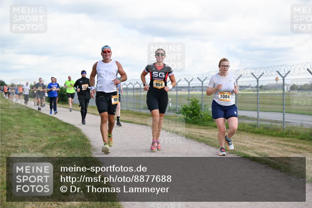 14.09.2025 - Airport Race Dr. Thomas Lammeyer http://msf.ph/oto/8877688 14.09.2025 12:24:06 Laufen 953, 954, 1084 meine-sportfotos.de