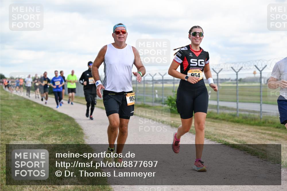 14.09.2025 - Airport Race Dr. Thomas Lammeyer http://msf.ph/oto/8877697 14.09.2025 12:24:07 Laufen 95, 954 meine-sportfotos.de