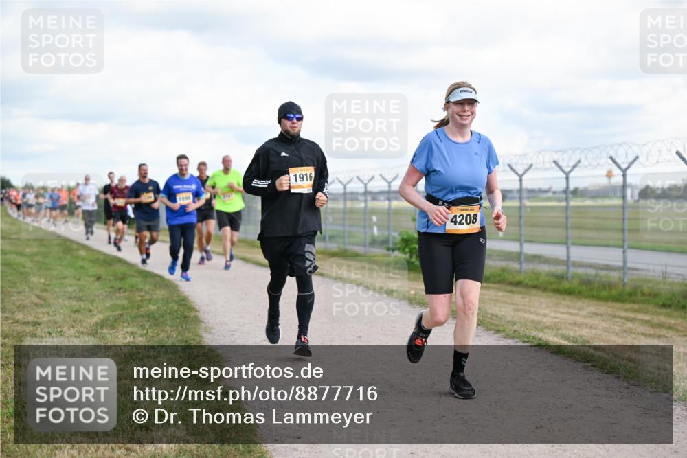 14.09.2025 - Airport Race Dr. Thomas Lammeyer http://msf.ph/oto/8877716 14.09.2025 12:24:10 Laufen 1090, 1916, 4208 meine-sportfotos.de