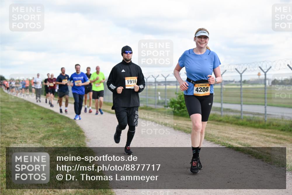 14.09.2025 - Airport Race Dr. Thomas Lammeyer http://msf.ph/oto/8877717 14.09.2025 12:24:10 Laufen 1916, 4208 meine-sportfotos.de