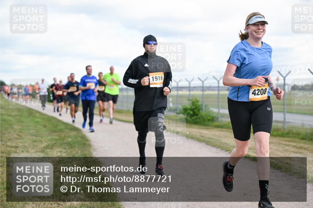 14.09.2025 - Airport Race Dr. Thomas Lammeyer http://msf.ph/oto/8877721 14.09.2025 12:24:10 Laufen 1916, 4208 meine-sportfotos.de