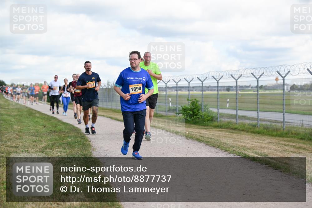 14.09.2025 - Airport Race Dr. Thomas Lammeyer http://msf.ph/oto/8877737 14.09.2025 12:24:13 Laufen 1898 meine-sportfotos.de