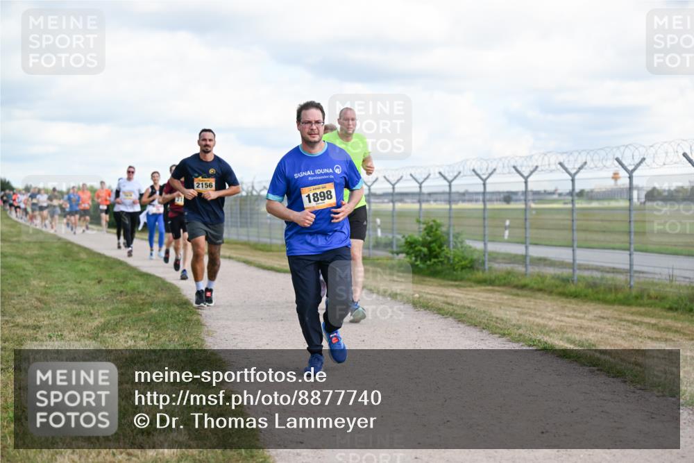 14.09.2025 - Airport Race Dr. Thomas Lammeyer http://msf.ph/oto/8877740 14.09.2025 12:24:13 Laufen 2156, 1898 meine-sportfotos.de