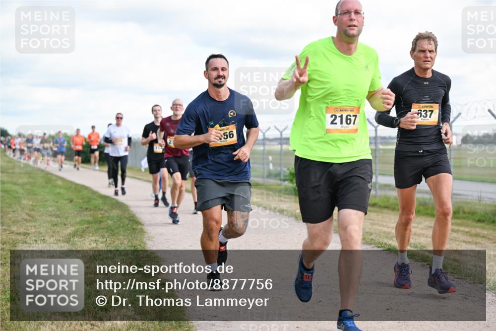 14.09.2025 - Airport Race Dr. Thomas Lammeyer http://msf.ph/oto/8877756 14.09.2025 12:24:16 Laufen 56, 2167, 537 meine-sportfotos.de