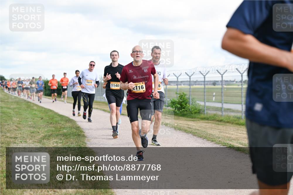 14.09.2025 - Airport Race Dr. Thomas Lammeyer http://msf.ph/oto/8877768 14.09.2025 12:24:18 Laufen 1919, 1140, 19, 50, 2116, 6 meine-sportfotos.de