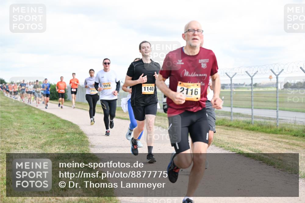 14.09.2025 - Airport Race Dr. Thomas Lammeyer http://msf.ph/oto/8877775 14.09.2025 12:24:19 Laufen 2163, 1919, 1140, 2116 meine-sportfotos.de