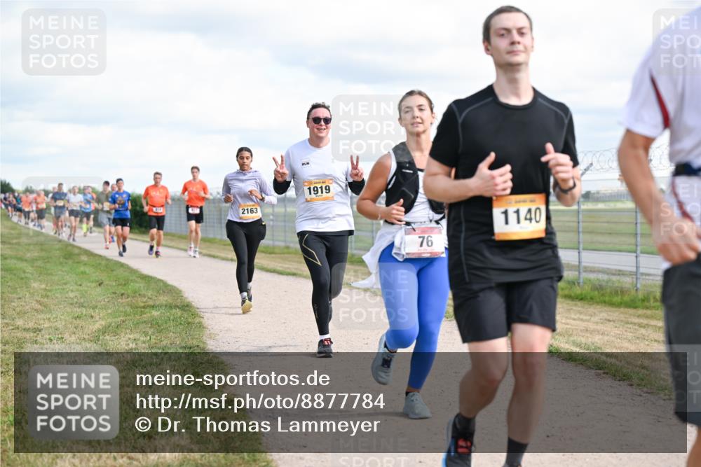14.09.2025 - Airport Race Dr. Thomas Lammeyer http://msf.ph/oto/8877784 14.09.2025 12:24:20 Laufen 2163, 1919, 76, 1140 meine-sportfotos.de