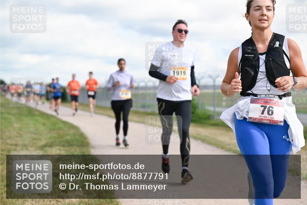 14.09.2025 - Airport Race Dr. Thomas Lammeyer http://msf.ph/oto/8877791 14.09.2025 12:24:21 Laufen 1919, 76 meine-sportfotos.de