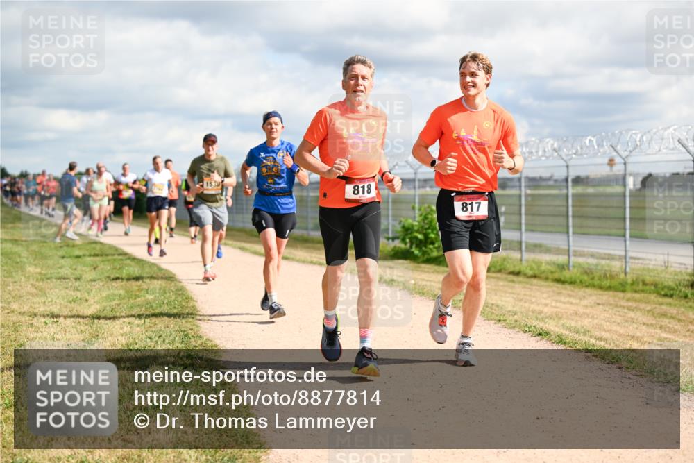 14.09.2025 - Airport Race Dr. Thomas Lammeyer http://msf.ph/oto/8877814 14.09.2025 12:24:27 Laufen 1539, 818, 817 meine-sportfotos.de