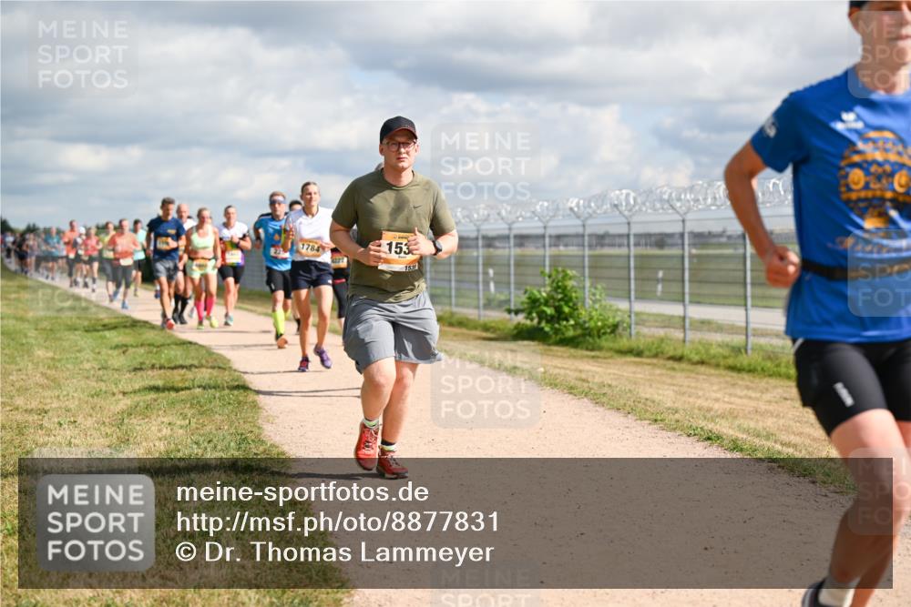 14.09.2025 - Airport Race Dr. Thomas Lammeyer http://msf.ph/oto/8877831 14.09.2025 12:24:30 Laufen 1784, 153, 1539 meine-sportfotos.de