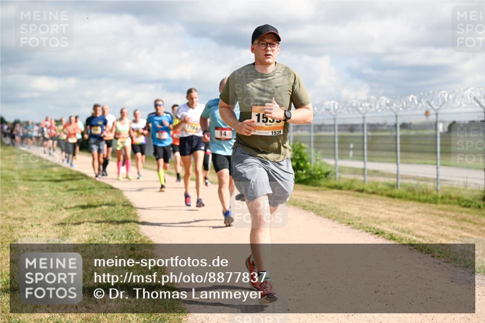 14.09.2025 - Airport Race Dr. Thomas Lammeyer http://msf.ph/oto/8877837 14.09.2025 12:24:30 Laufen 1764, 14, 1555, 1539 meine-sportfotos.de
