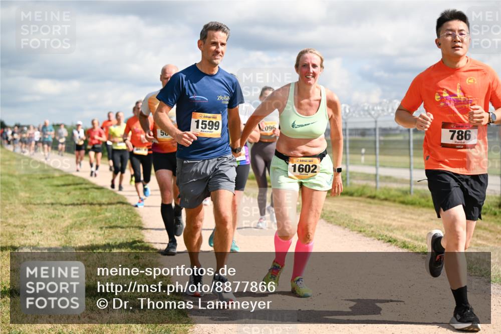 14.09.2025 - Airport Race Dr. Thomas Lammeyer http://msf.ph/oto/8877866 14.09.2025 12:24:36 Laufen 1599, 096, 1602, 786 meine-sportfotos.de
