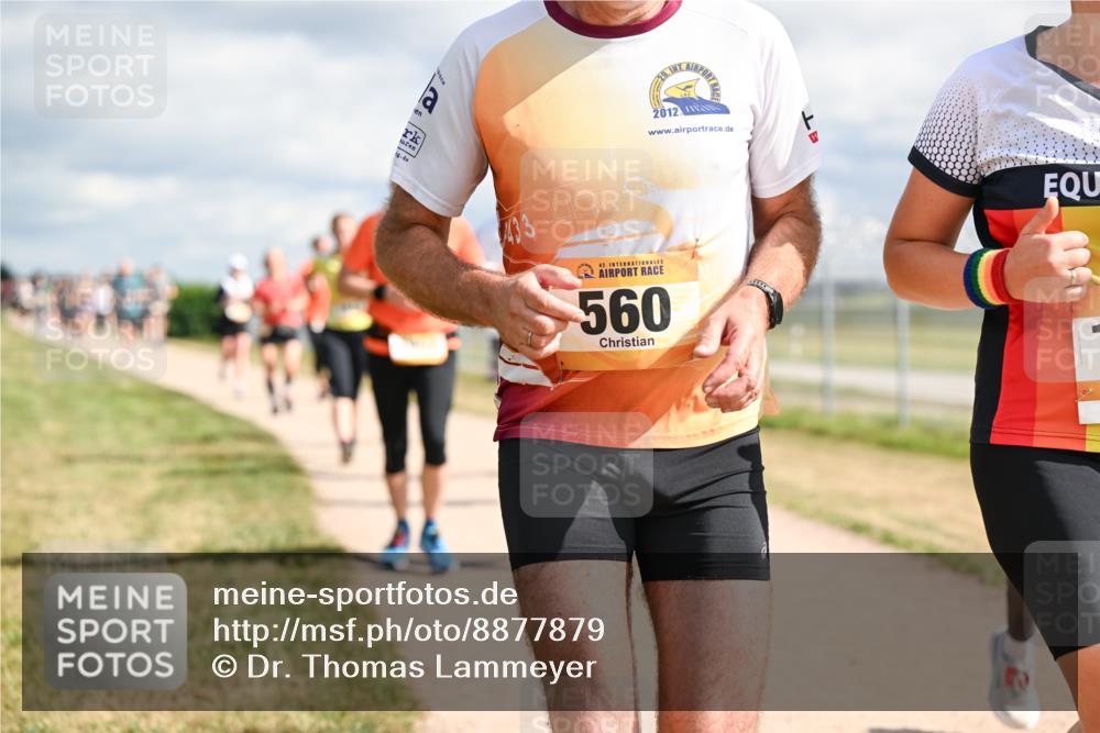 14.09.2025 - Airport Race Dr. Thomas Lammeyer http://msf.ph/oto/8877879 14.09.2025 12:24:38 Laufen 433, 2012, 42, 560 meine-sportfotos.de