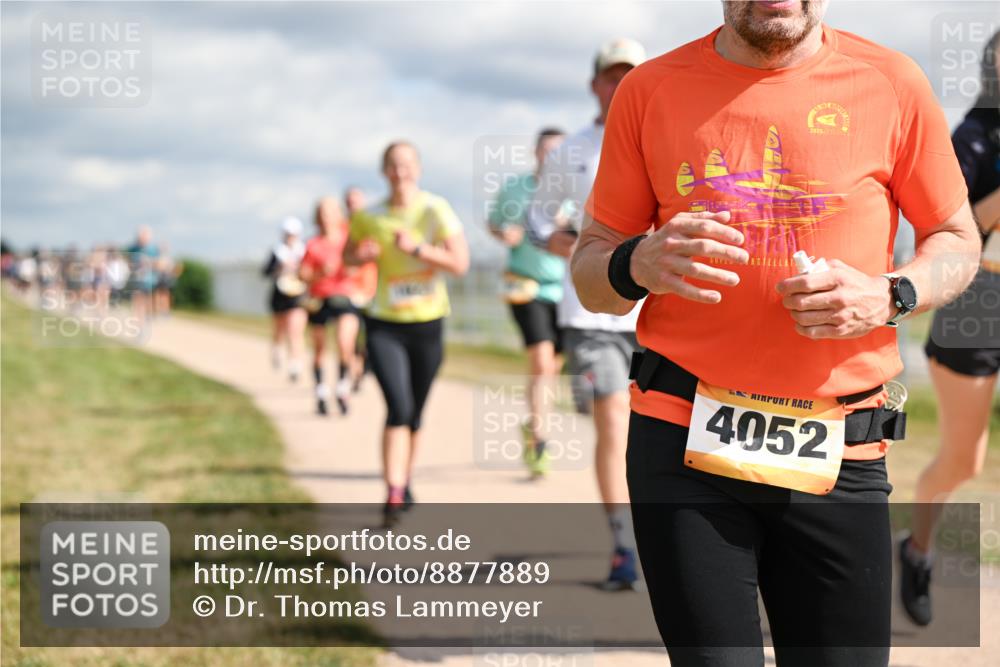 14.09.2025 - Airport Race Dr. Thomas Lammeyer http://msf.ph/oto/8877889 14.09.2025 12:24:40 Laufen 2025, 4052 meine-sportfotos.de