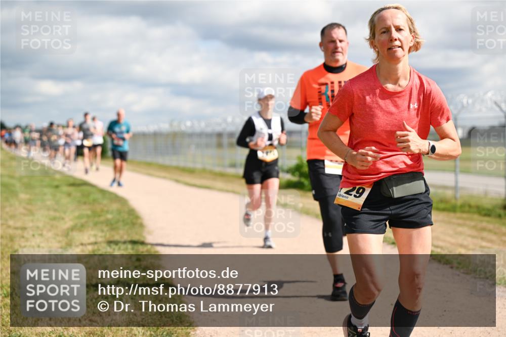 14.09.2025 - Airport Race Dr. Thomas Lammeyer http://msf.ph/oto/8877913 14.09.2025 12:24:43 Laufen 29 meine-sportfotos.de