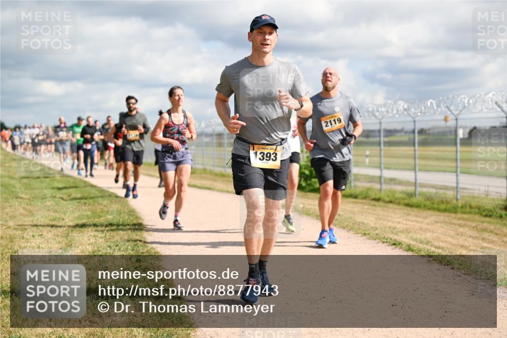 14.09.2025 - Airport Race Dr. Thomas Lammeyer http://msf.ph/oto/8877943 14.09.2025 12:24:51 Laufen 1393, 2119 meine-sportfotos.de