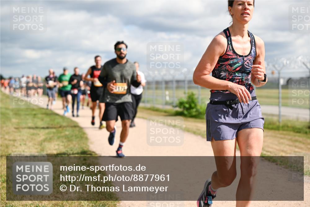 14.09.2025 - Airport Race Dr. Thomas Lammeyer http://msf.ph/oto/8877961 14.09.2025 12:24:54 Laufen  meine-sportfotos.de