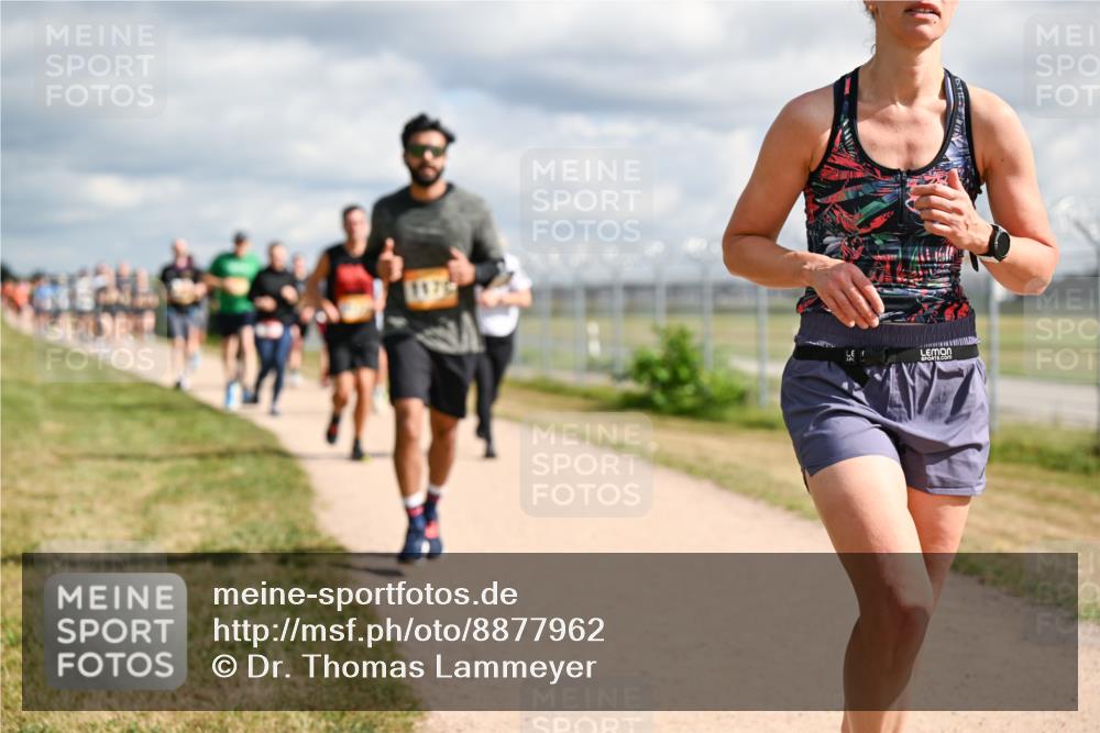 14.09.2025 - Airport Race Dr. Thomas Lammeyer http://msf.ph/oto/8877962 14.09.2025 12:24:54 Laufen  meine-sportfotos.de