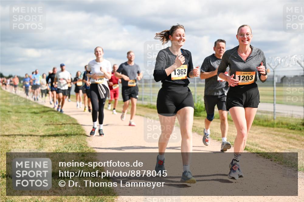 14.09.2025 - Airport Race Dr. Thomas Lammeyer http://msf.ph/oto/8878045 14.09.2025 12:25:06 Laufen 1362, 299, 1203 meine-sportfotos.de