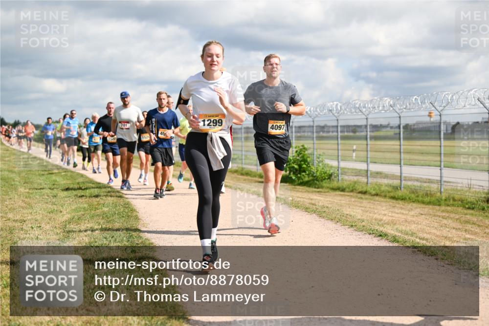 14.09.2025 - Airport Race Dr. Thomas Lammeyer http://msf.ph/oto/8878059 14.09.2025 12:25:07 Laufen 1522, 701, 1526, 40, 1299, 4097 meine-sportfotos.de