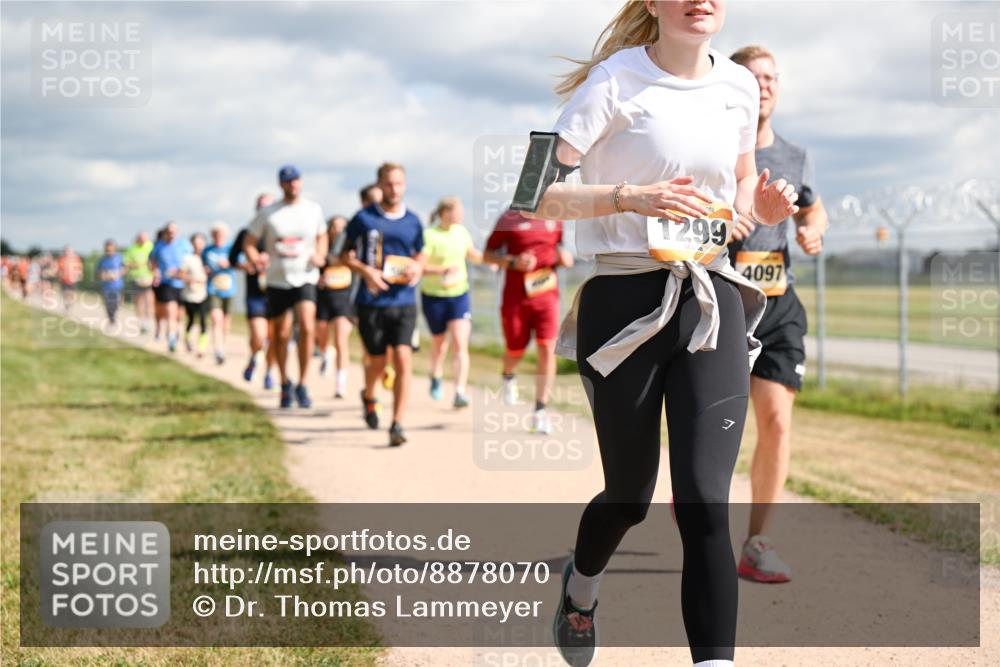 14.09.2025 - Airport Race Dr. Thomas Lammeyer http://msf.ph/oto/8878070 14.09.2025 12:25:09 Laufen 1299, 4097, 7 meine-sportfotos.de