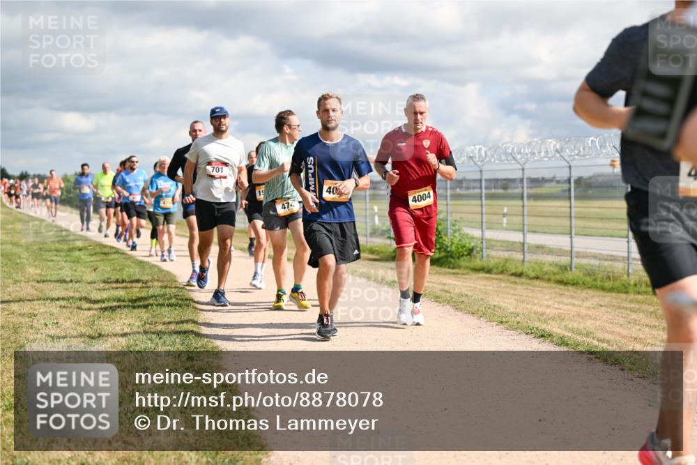 14.09.2025 - Airport Race Dr. Thomas Lammeyer http://msf.ph/oto/8878078 14.09.2025 12:25:09 Laufen 701, 15, 474, 40, 4004, 4 meine-sportfotos.de