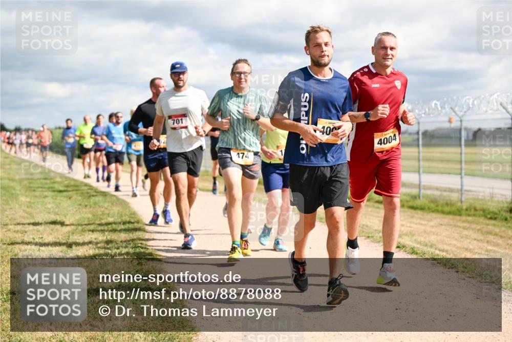 14.09.2025 - Airport Race Dr. Thomas Lammeyer http://msf.ph/oto/8878088 14.09.2025 12:25:11 Laufen 701, 174, 10, 406, 4004 meine-sportfotos.de