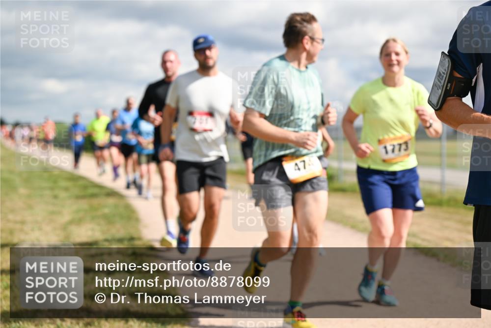 14.09.2025 - Airport Race Dr. Thomas Lammeyer http://msf.ph/oto/8878099 14.09.2025 12:25:12 Laufen 474, 1773 meine-sportfotos.de
