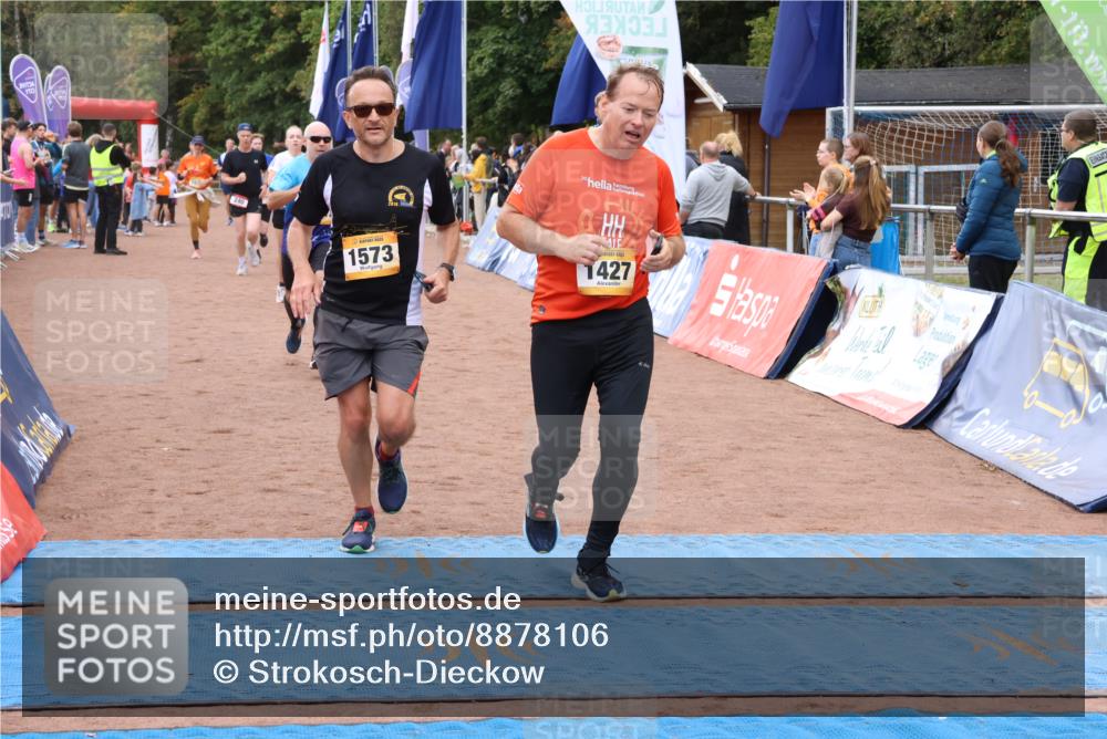 14.09.2025 - Airport Race Strokosch-Dieckow http://msf.ph/oto/8878106 14.09.2025 12:36:58 Ziel 240, 241, 347, 1074, 1313, 1427, 1573, 2060, 4133 meine-sportfotos.de