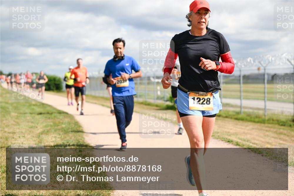 14.09.2025 - Airport Race Dr. Thomas Lammeyer http://msf.ph/oto/8878168 14.09.2025 12:25:20 Laufen 2039, 1228 meine-sportfotos.de