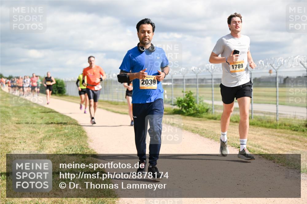 14.09.2025 - Airport Race Dr. Thomas Lammeyer http://msf.ph/oto/8878174 14.09.2025 12:25:21 Laufen 2039, 1789 meine-sportfotos.de