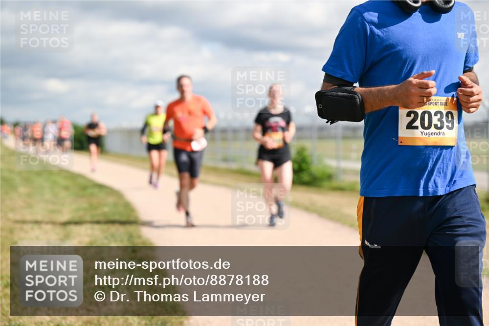 14.09.2025 - Airport Race Dr. Thomas Lammeyer http://msf.ph/oto/8878188 14.09.2025 12:25:23 Laufen 2039 meine-sportfotos.de