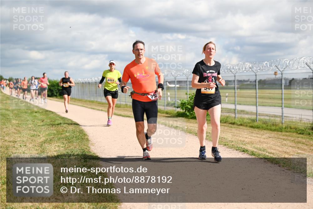 14.09.2025 - Airport Race Dr. Thomas Lammeyer http://msf.ph/oto/8878192 14.09.2025 12:25:23 Laufen 4211 meine-sportfotos.de