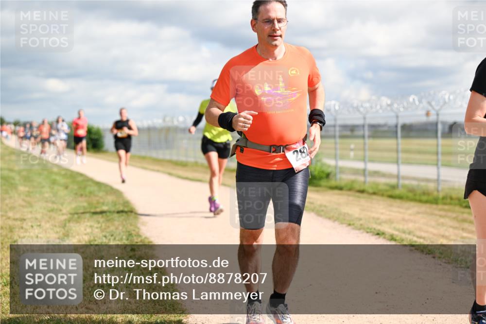 14.09.2025 - Airport Race Dr. Thomas Lammeyer http://msf.ph/oto/8878207 14.09.2025 12:25:25 Laufen 282 meine-sportfotos.de