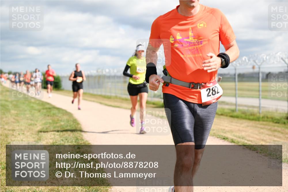 14.09.2025 - Airport Race Dr. Thomas Lammeyer http://msf.ph/oto/8878208 14.09.2025 12:25:25 Laufen 4211, 282 meine-sportfotos.de