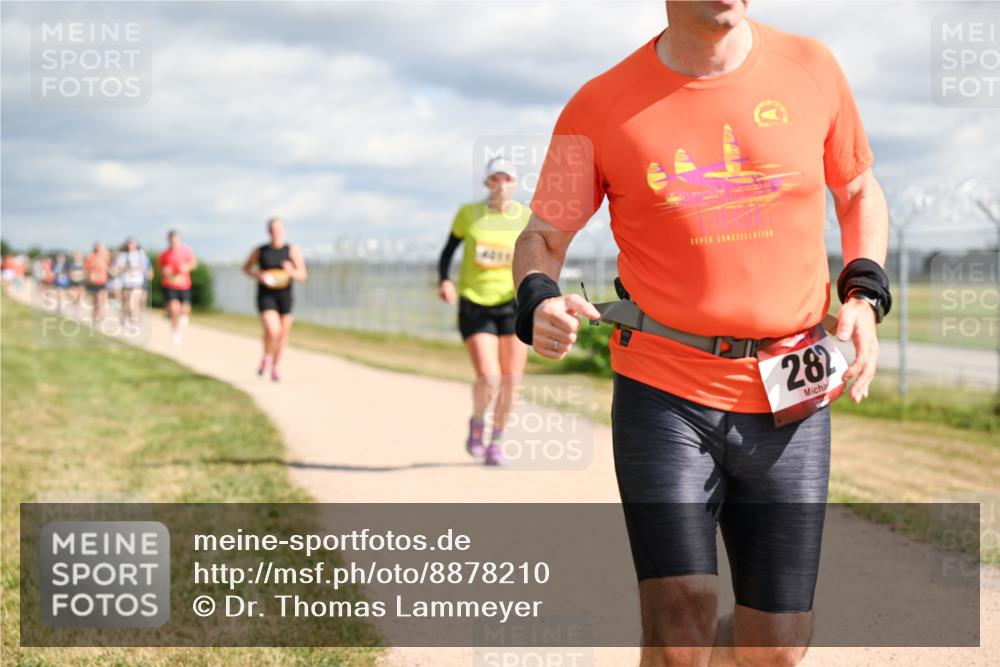 14.09.2025 - Airport Race Dr. Thomas Lammeyer http://msf.ph/oto/8878210 14.09.2025 12:25:25 Laufen 4011, 282 meine-sportfotos.de